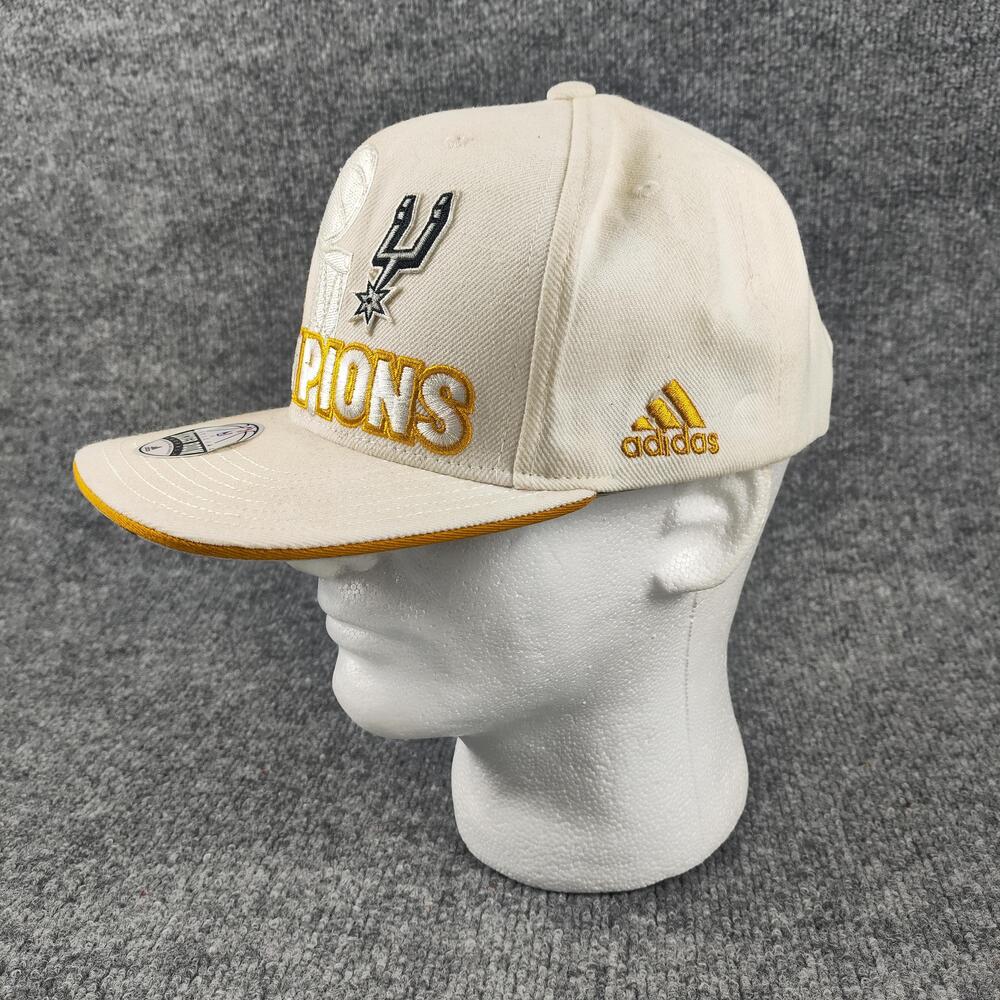 San Antonio Spurs Hat Cap Snap Back One Size White NBA Basketball Champs Adidas